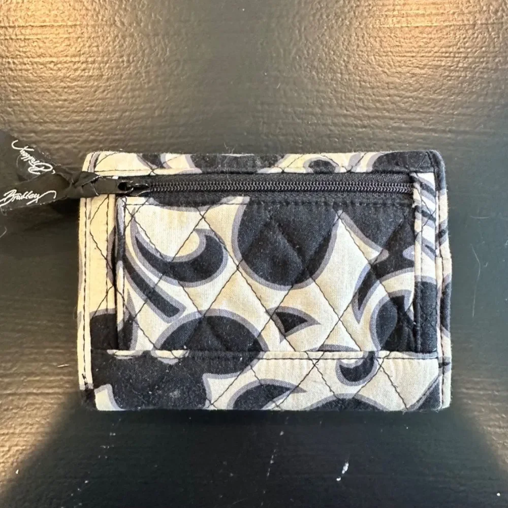 Vera Bradley Black & White Day & Night Pattern Floral Tri-Fold Wallet - EUC - Picture 6 of 8